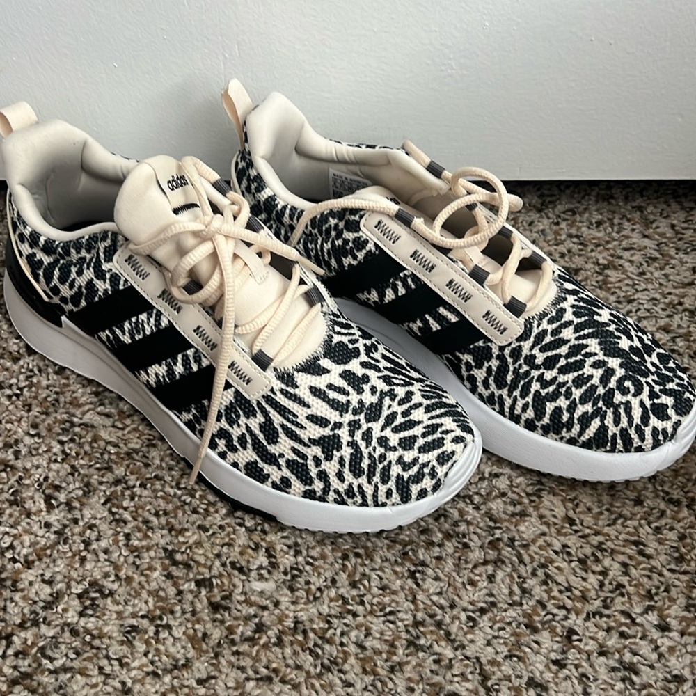 NWOT Adidas shoes